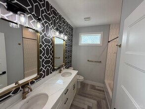 1011 N K St in Pensacola, FL - Building Photo - Building Photo