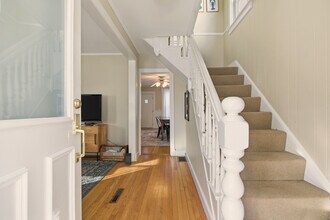 8 Carey St in Newport, RI - Foto de edificio - Building Photo