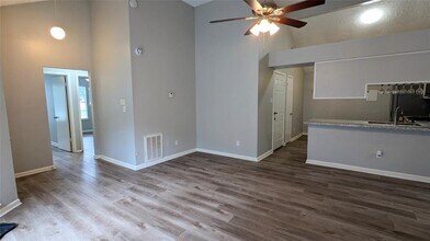 12142 Westwold Dr in Tomball, TX - Building Photo - Building Photo