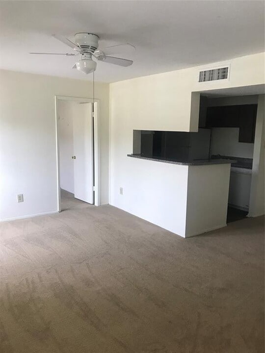 10601 South Dr Photo