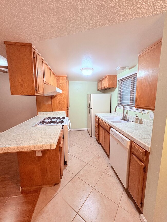 5959 Vía Casitas in Carmichael, CA - Building Photo - Building Photo