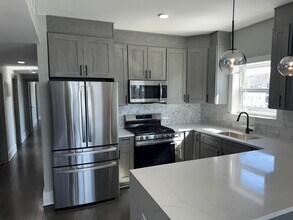 76 Corbin Ave in Jersey City, NJ - Building Photo - Building Photo