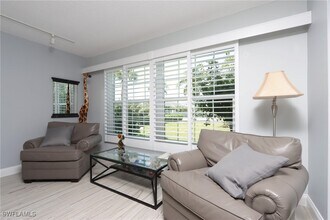 4200 Belair Ln in Naples, FL - Building Photo - Building Photo