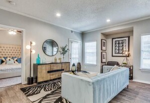 4809 N O'Connor Rd in Irving, TX - Building Photo