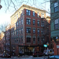 15 Revere St in Boston, MA - Building Photo