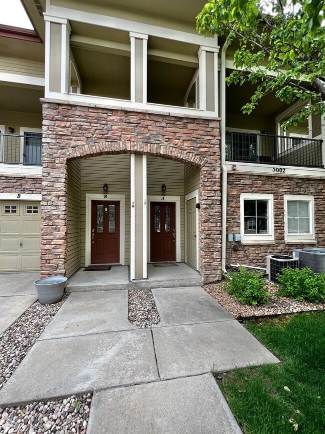 5002 Northern Lights Dr in Fort Collins, CO - Foto de edificio - Building Photo