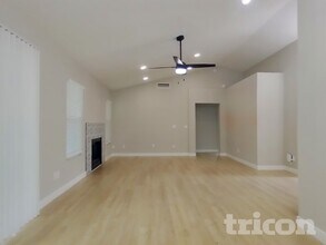 1934 E Kent Ave in Chandler, AZ - Foto de edificio - Building Photo