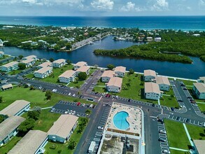 210 Horizons E, Unit 208 in Boynton Beach, FL - Building Photo - Building Photo