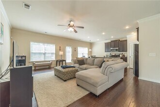 129 Village Ct in Woodstock, GA - Building Photo - Building Photo