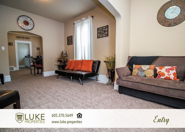 803 S Main Ave in Sioux Falls, SD - Building Photo - Building Photo