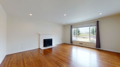 700 N Humboldt St in San Mateo, CA - Building Photo - Building Photo