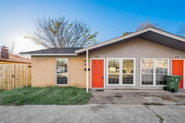 608 N Oak St in Arlington, TX - Building Photo