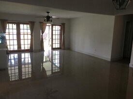 8111 SW 129th Ave in Miami, FL - Building Photo