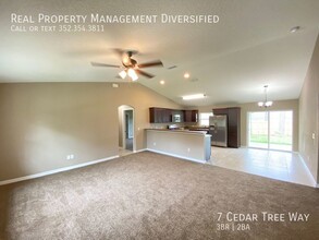 7 Cedar Tree Way in Ocala, FL - Building Photo - Building Photo