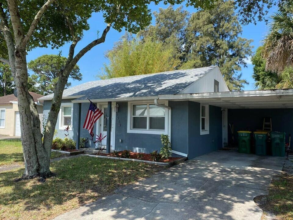 1924 Elizabeth St in Melbourne, FL - Building Photo