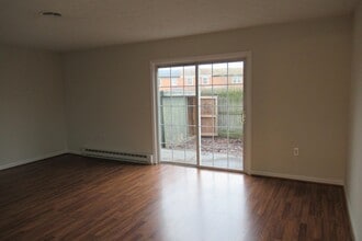 100 Chinkapin Dr in Stephens City, VA - Building Photo - Building Photo