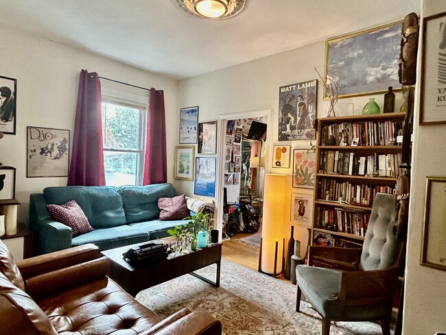 43 School St, Unit 3