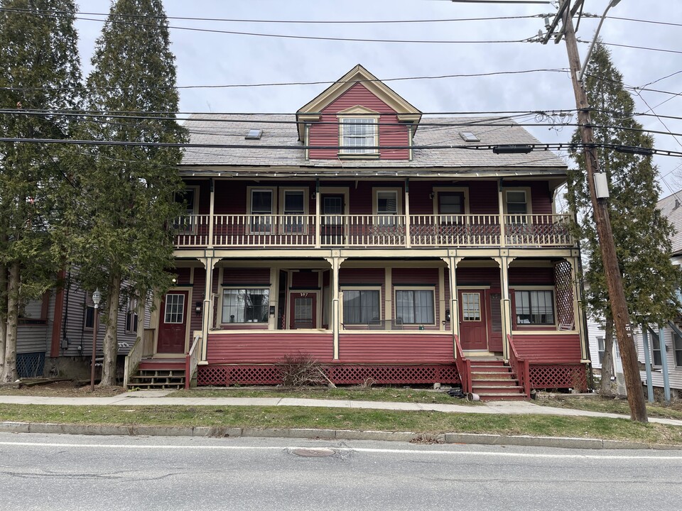 Red Building in Williamstown, MA - Building Photo