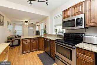 428 8th St SE in Washington, DC - Building Photo - Building Photo