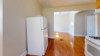 17 Langdon St, Unit 1 in Boston, MA - Building Photo - Building Photo