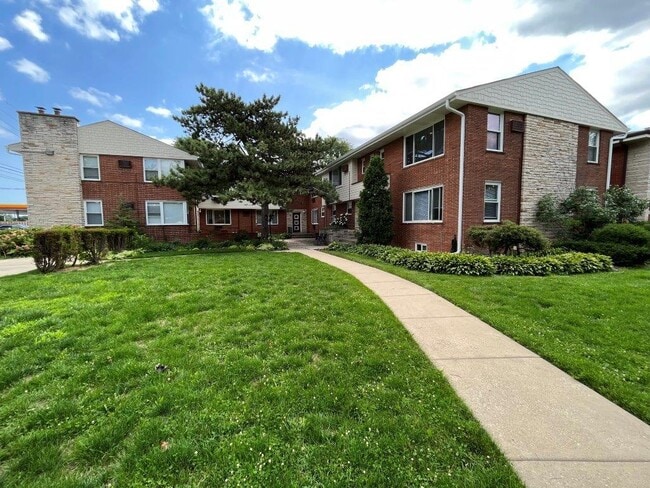 property at 1535 Bonnie Brae
