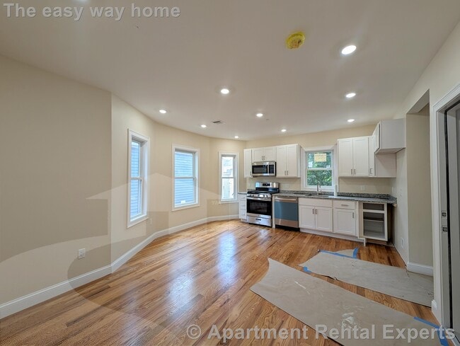 22 Holyoke Rd, Unit 2