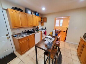 20 Magoun St in Cambridge, MA - Building Photo - Building Photo