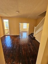 507-507 Russellwood Ave in Mckees Rocks, PA - Foto de edificio - Building Photo