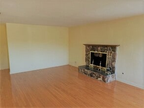 12325 Linroe Dr in Lakeside, CA - Building Photo - Building Photo