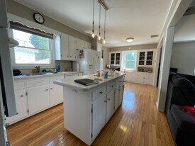 227 Bristol St in Southington, CT - Building Photo