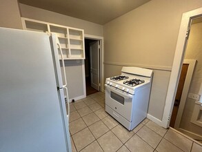463 W George Ave in Hazel Park, MI - Building Photo - Building Photo