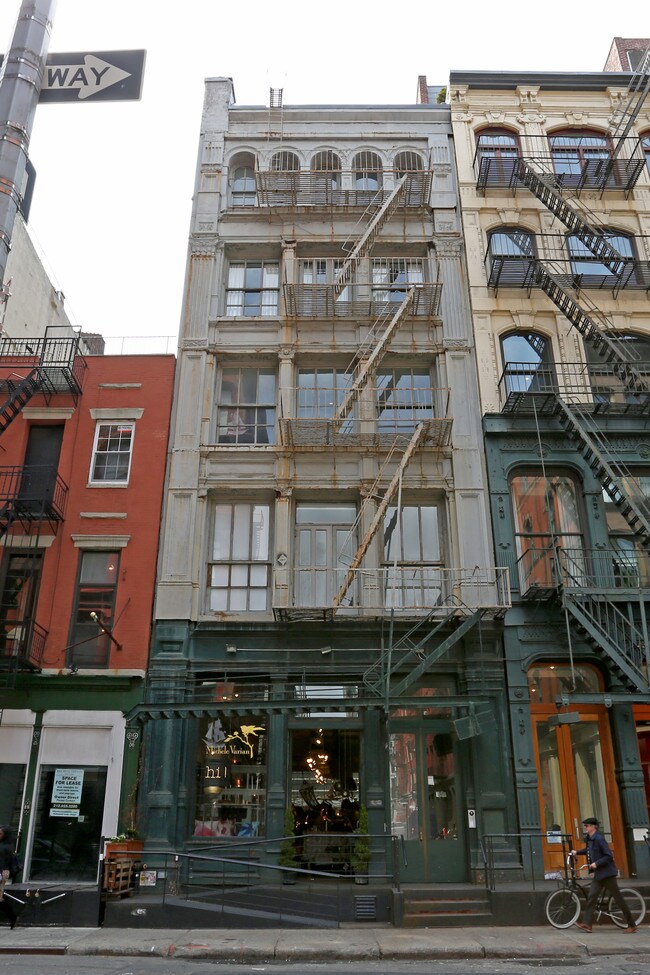 27 Howard St in New York, NY - Foto de edificio - Building Photo