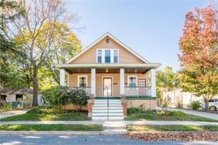 18 Walnut Ave in Pitman, NJ - Building Photo