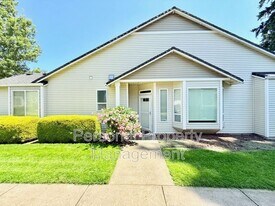 8019 NE 22nd St in Vancouver, WA - Building Photo