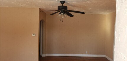 1041 N Philips St in Kokomo, IN - Building Photo - Building Photo