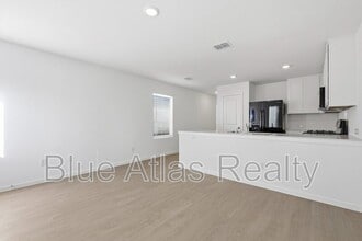 12196 Steeplechase Dr in Aubrey, TX - Building Photo - Building Photo