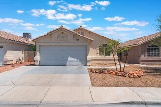 3640 Copper Cactus Dr in Las Vegas, NV - Building Photo - Building Photo