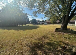 208 SE Dockery Ln in Cleveland, TN - Building Photo - Building Photo