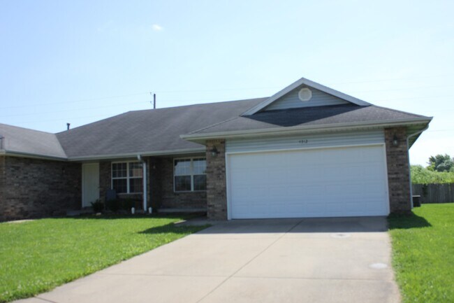 4312-4314 Penny Ct