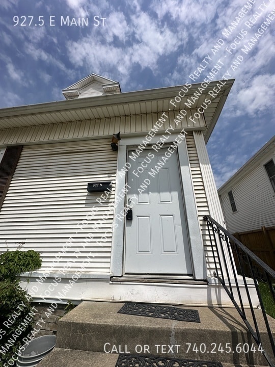 property at 927.5 E Main St