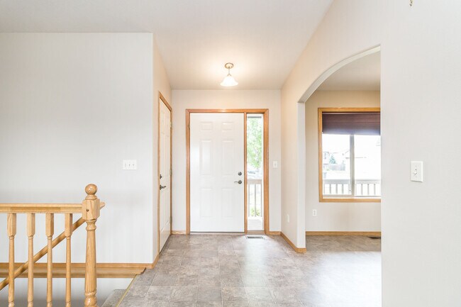 808 S Whitewood Ave in Sioux Falls, SD - Building Photo - Building Photo