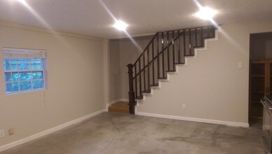 3800 Garrott St in Houston, TX - Building Photo - Building Photo