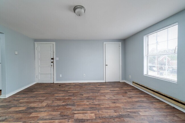 1931 Clements Ave in North Charleston, SC - Building Photo - Building Photo