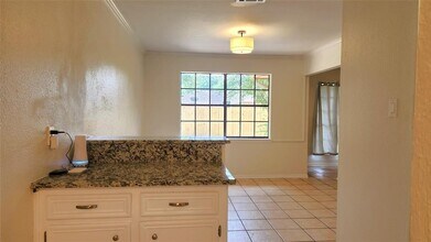 2702 Foliage Green Dr in Houston, TX - Building Photo - Building Photo