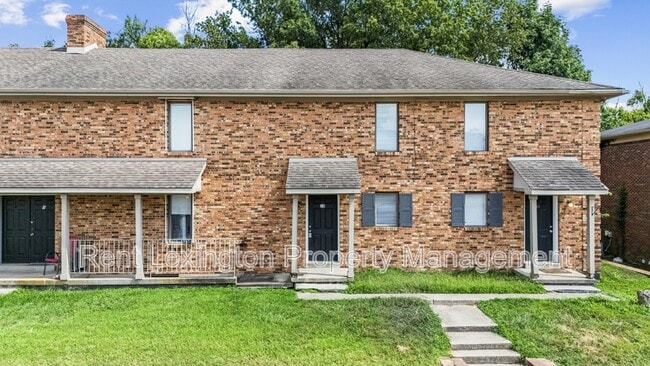 1649 Foxhaven Dr in Richmond, KY - Building Photo - Building Photo