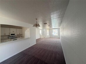 642 Captiva Cir in Kissimmee, FL - Building Photo - Building Photo