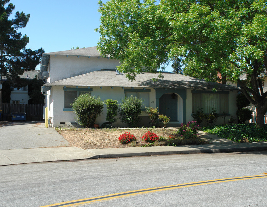 670 Begonia Way in Sunnyvale, CA - Building Photo