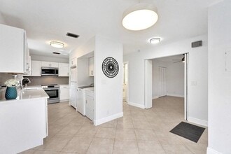 13889 Royal Palm Ct in Delray Beach, FL - Foto de edificio - Building Photo
