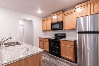 704 B Kimble Dr in Temple, TX - Building Photo - Building Photo