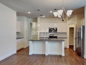 2449 S Park Ave in Sanford, FL - Building Photo - Building Photo